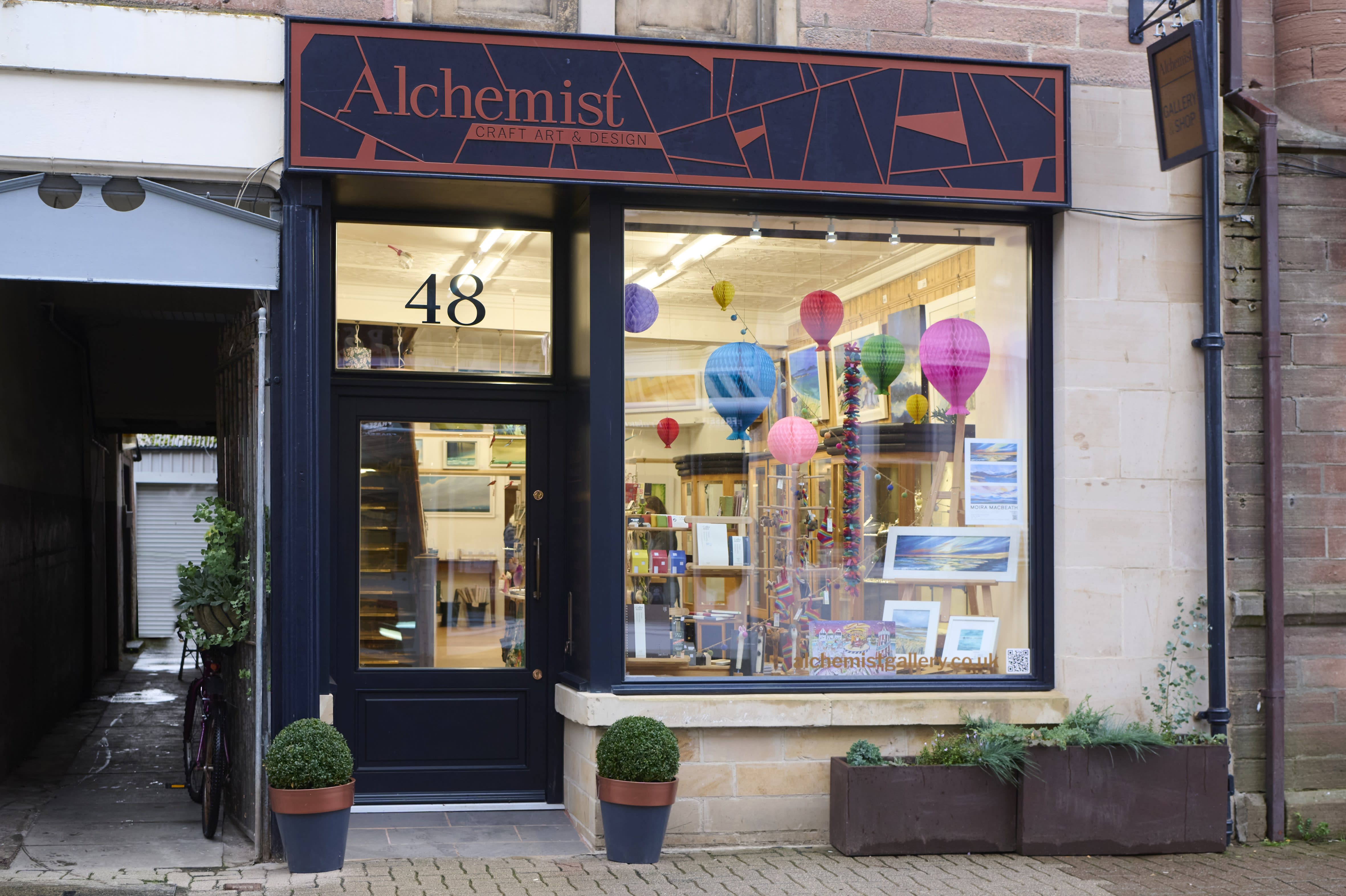 welcome to Alchemist Gallery