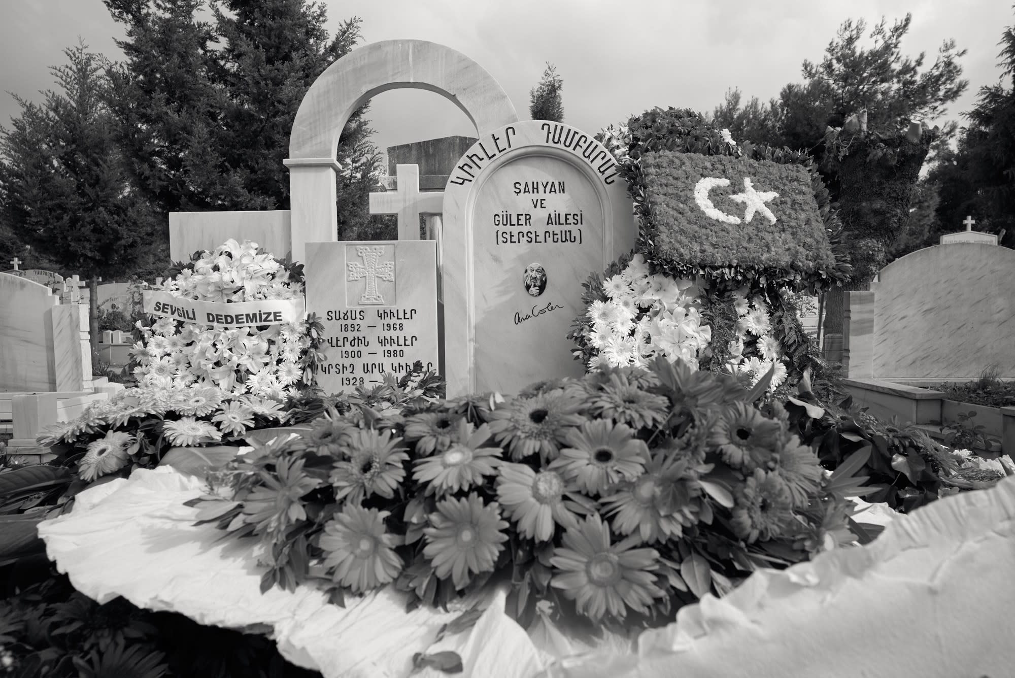 Ara GÜLER, the Şişli Armenian Cemetery