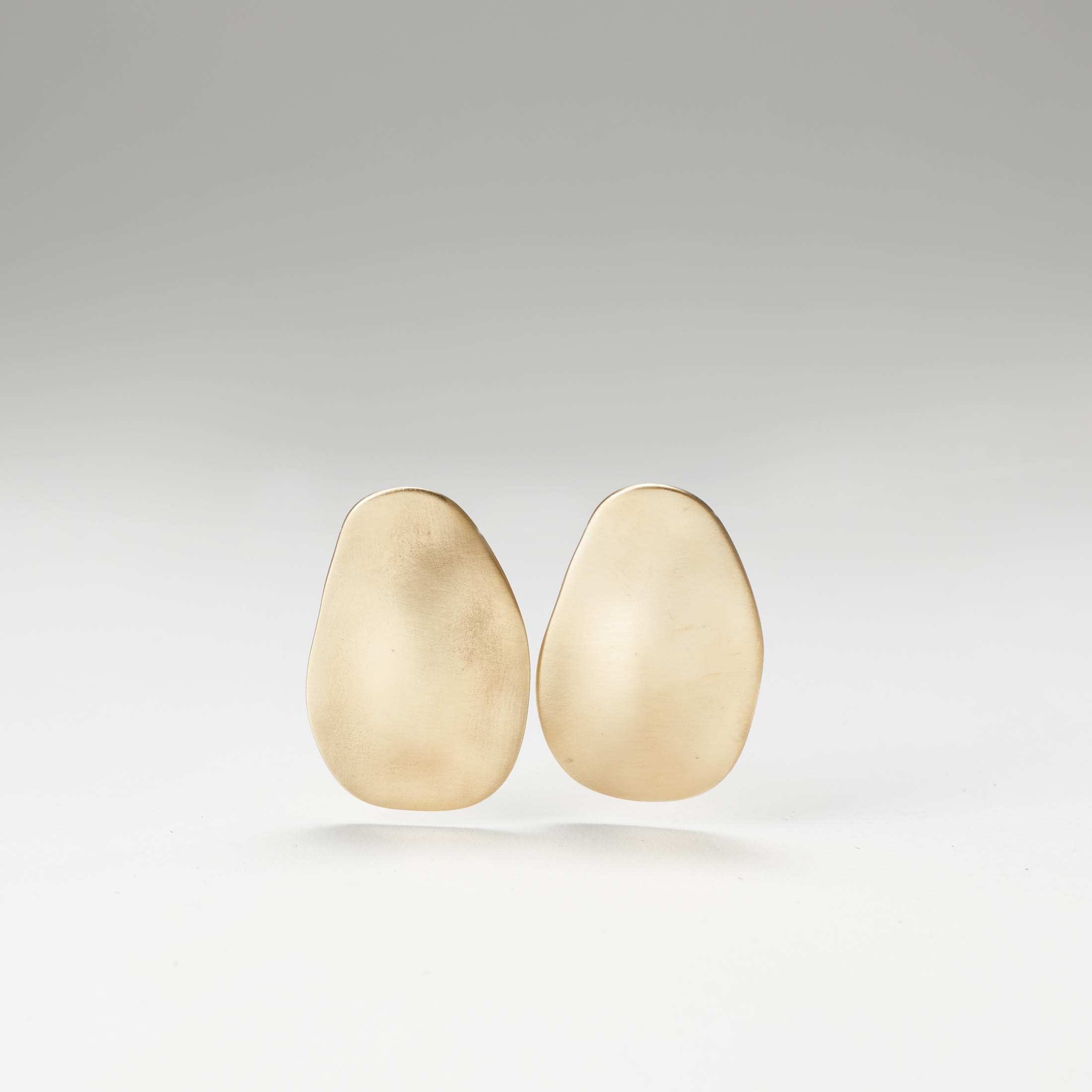 Kate Ruck earrings - Form & Concept Gallery