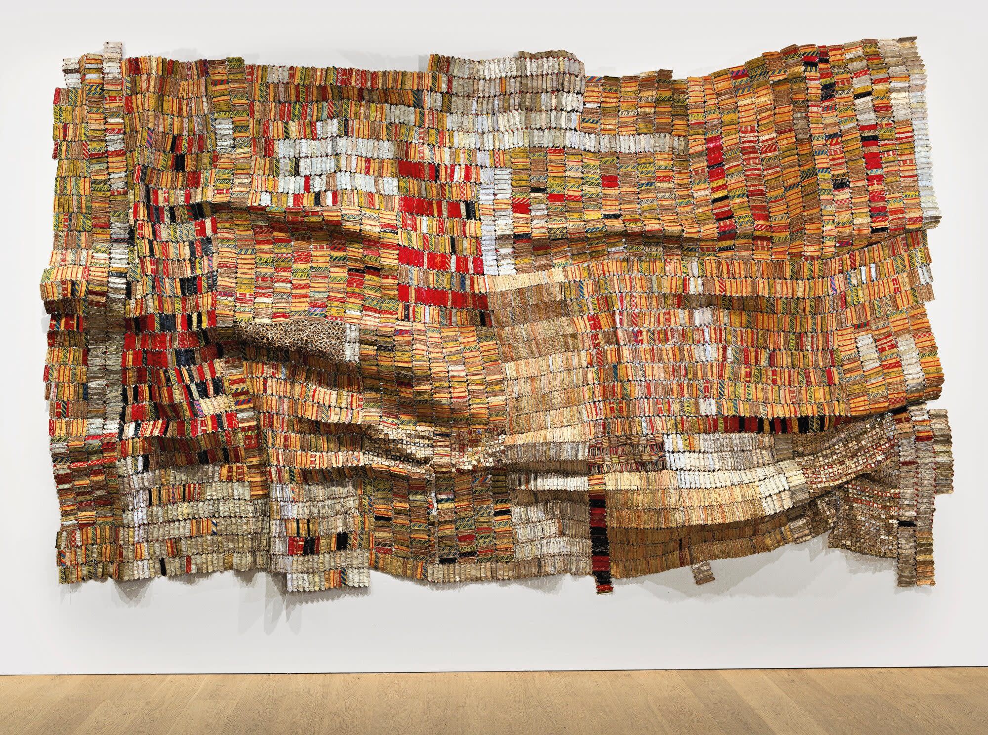 El Anatsui L Artistes Aux Bouchons De Bouteilles Pavillon Limited