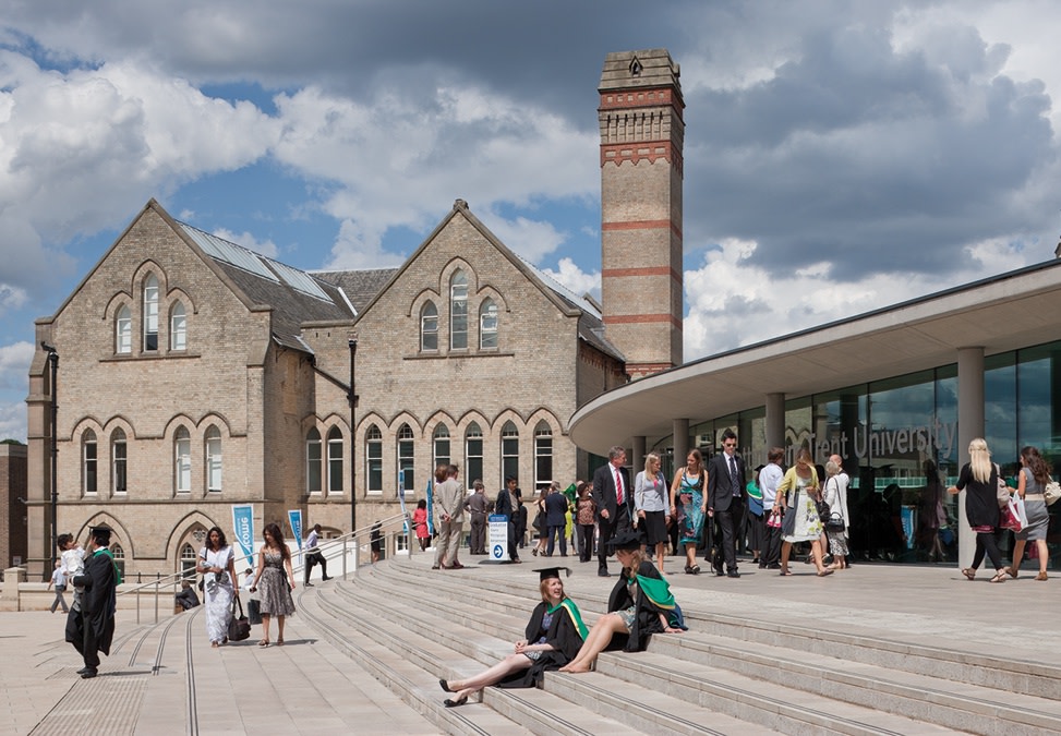 university of nottingham acceptance rate