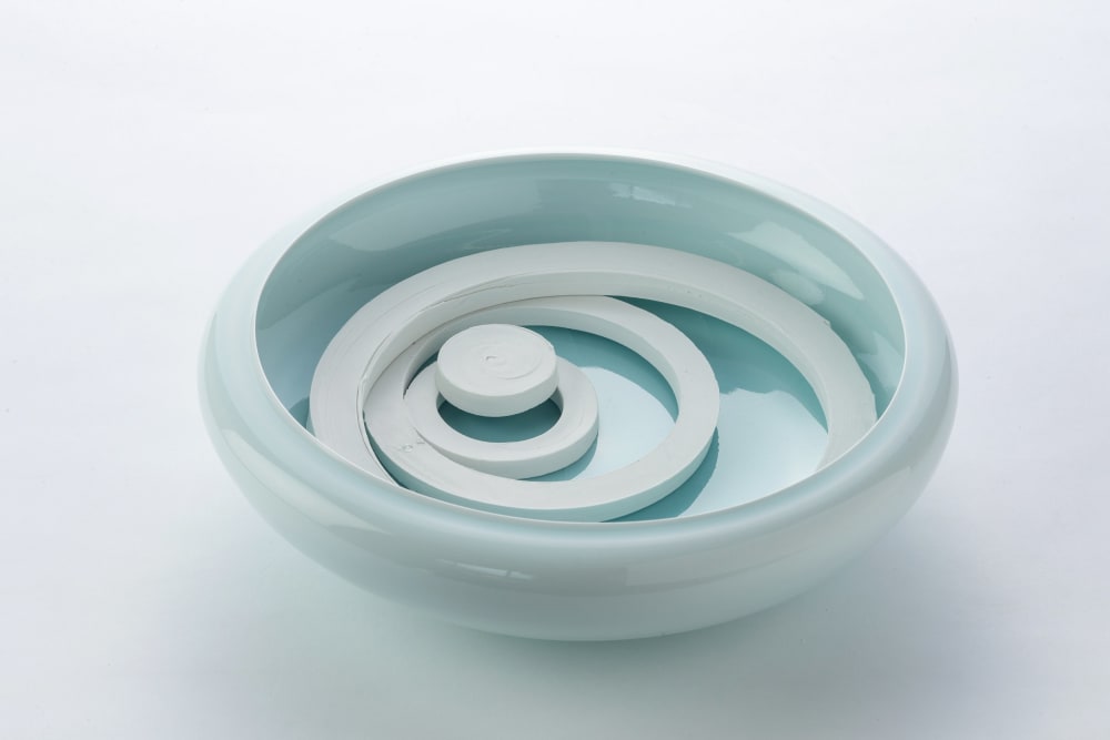 Kato Tsubusa 加藤委, Porcelain moribana vase/sculpture
