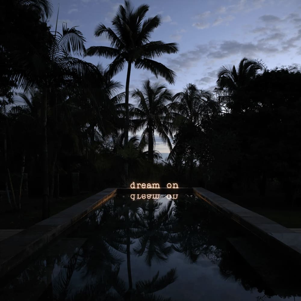 Anne Valverde - I Work In An Open Space - damaged, 2020