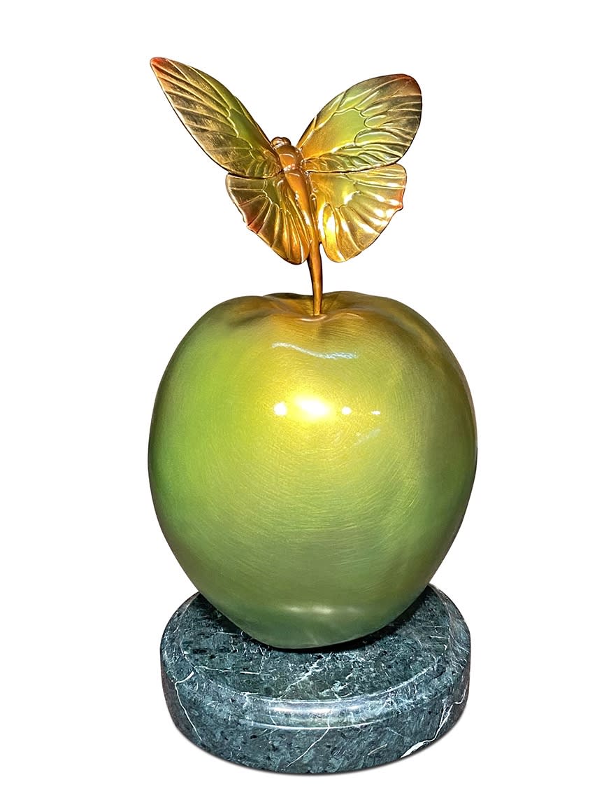 Gold, Love, and the Myth of the Golden Apple