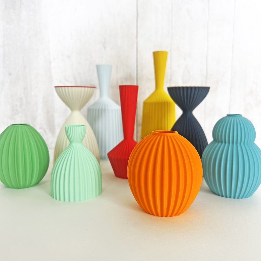 Keeley Traae group vases