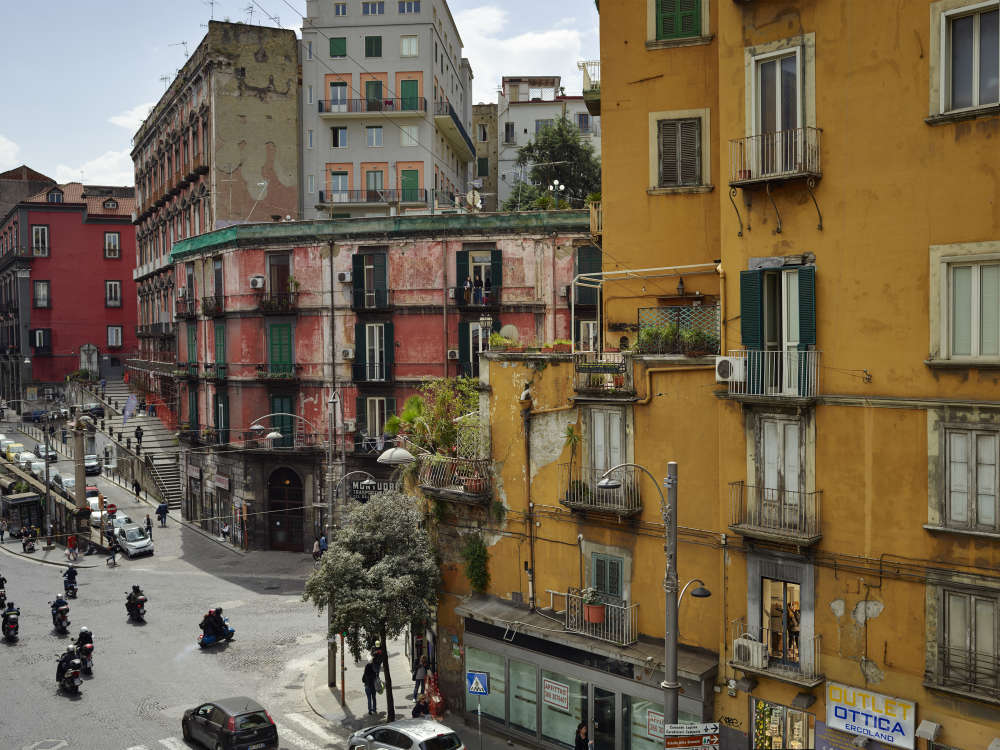 Gail Albert Halaban, Vespas, Via Santa Teresa degli Scalzi, Naples, April, 2018