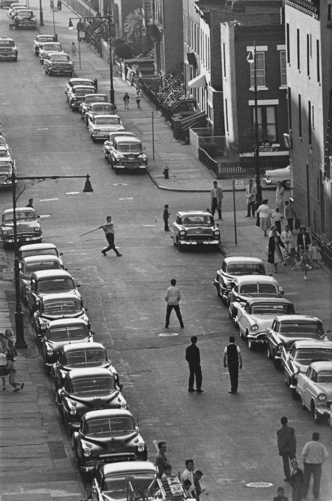 Bruce Davidson, Brooklyn Gang (stickball players), 1959