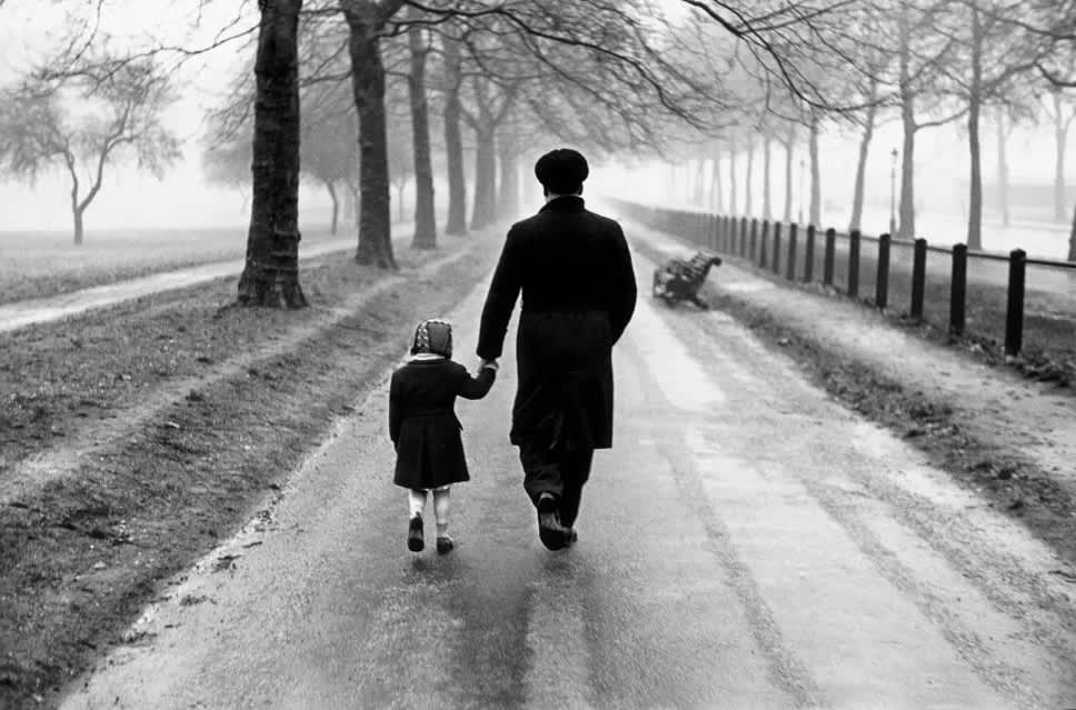 Elliott Erwitt, St. James, London (from Found, Not Lost, pg. 229), 1952