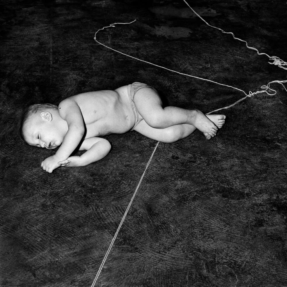 Roger Ballen, Sleeping Baby, 2000