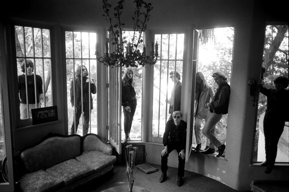 Steve Schapiro, Andy Warhol and the Velvet Underground at the Window, 1966
