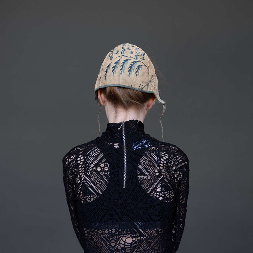 Trine Søndergaard, Hovedtøj #6, 2019