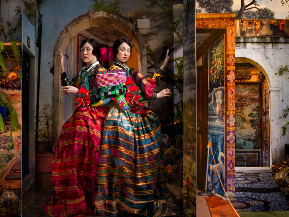 Cooper & Gorfer, Sisters Between Folded Walls, 2018