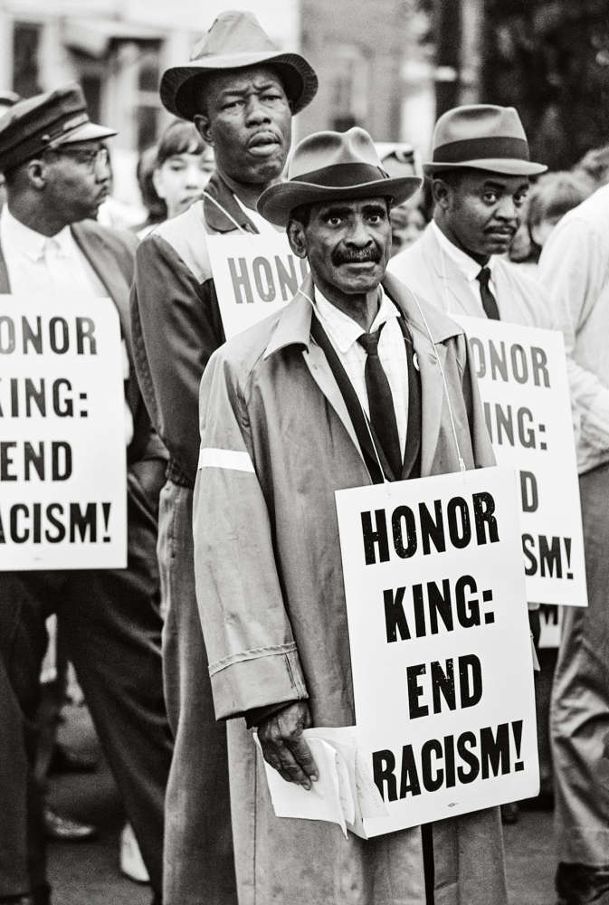 Steve Schapiro, Honor King, End Racism, Memphis, Tennessee, 1968