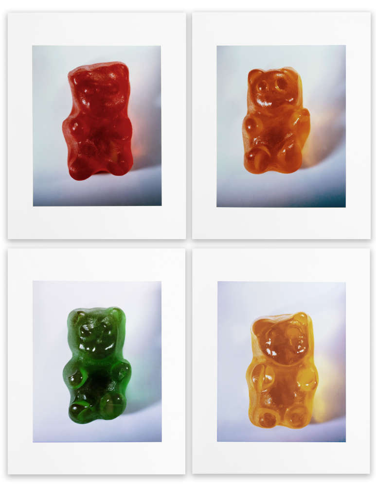 Vik Muniz, Gummy Bears, 2002