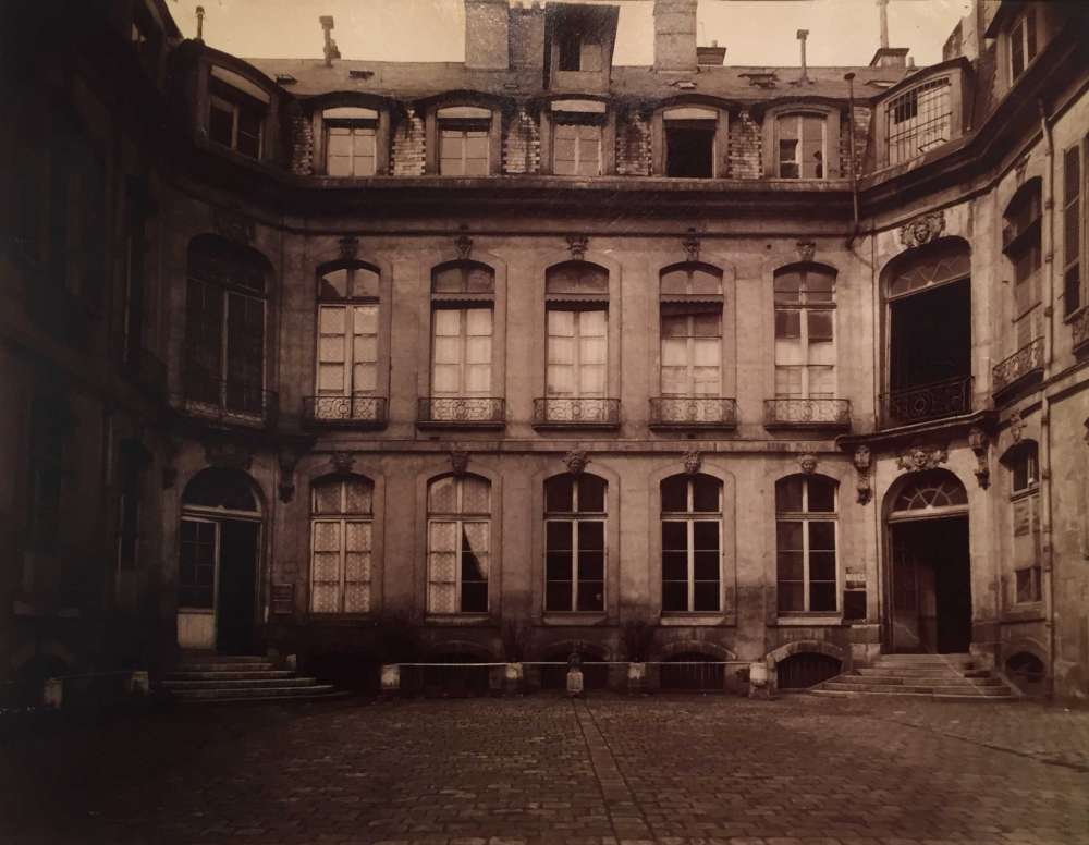 Eugène Atget, Hotel Mascarani, Rue Charlot 83 (3e), 1901