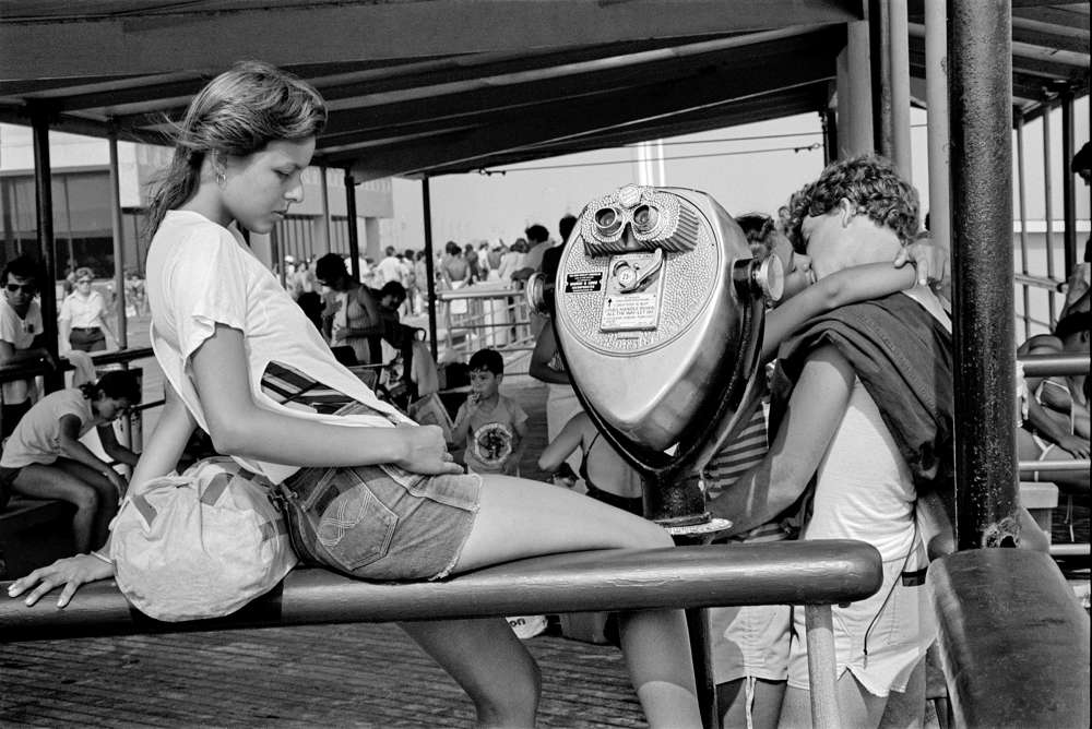 Joseph Szabo, Jesse at Jones Beach, 1983