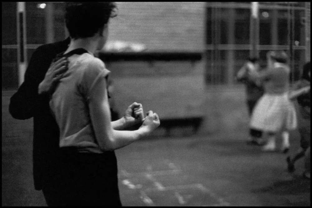 Bruce Davidson, Brooklyn Gang (boy making fists), 1959