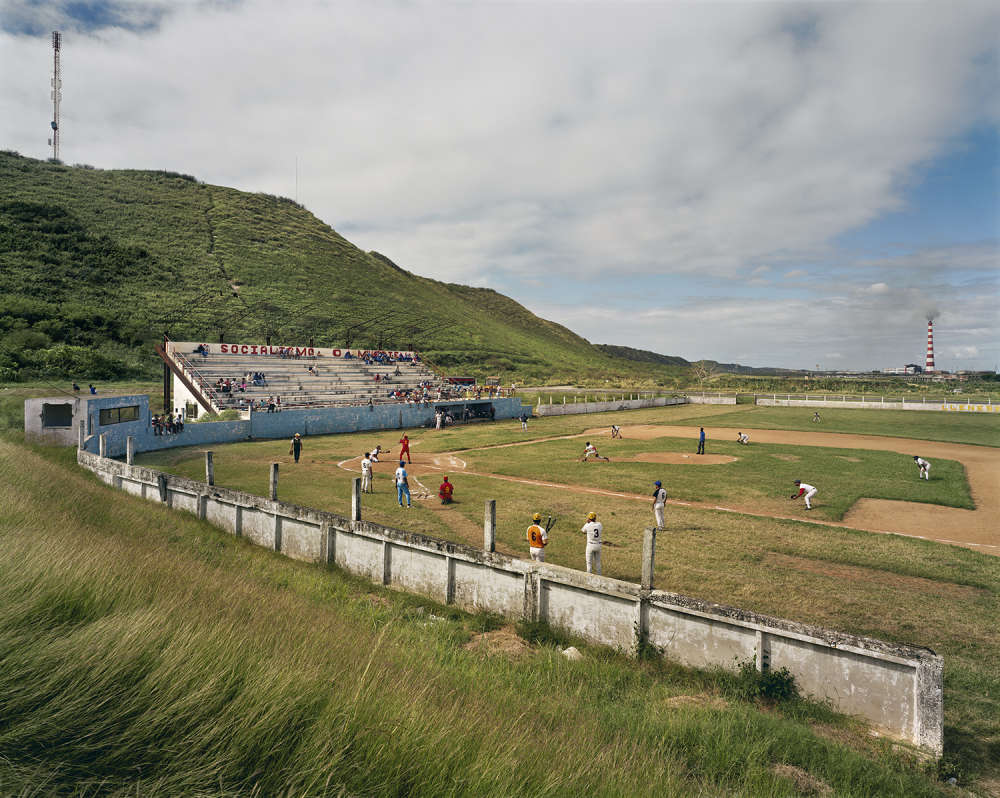 Andrew Moore, Torreon de Santa Cruz del Norte, Cuba , 1999