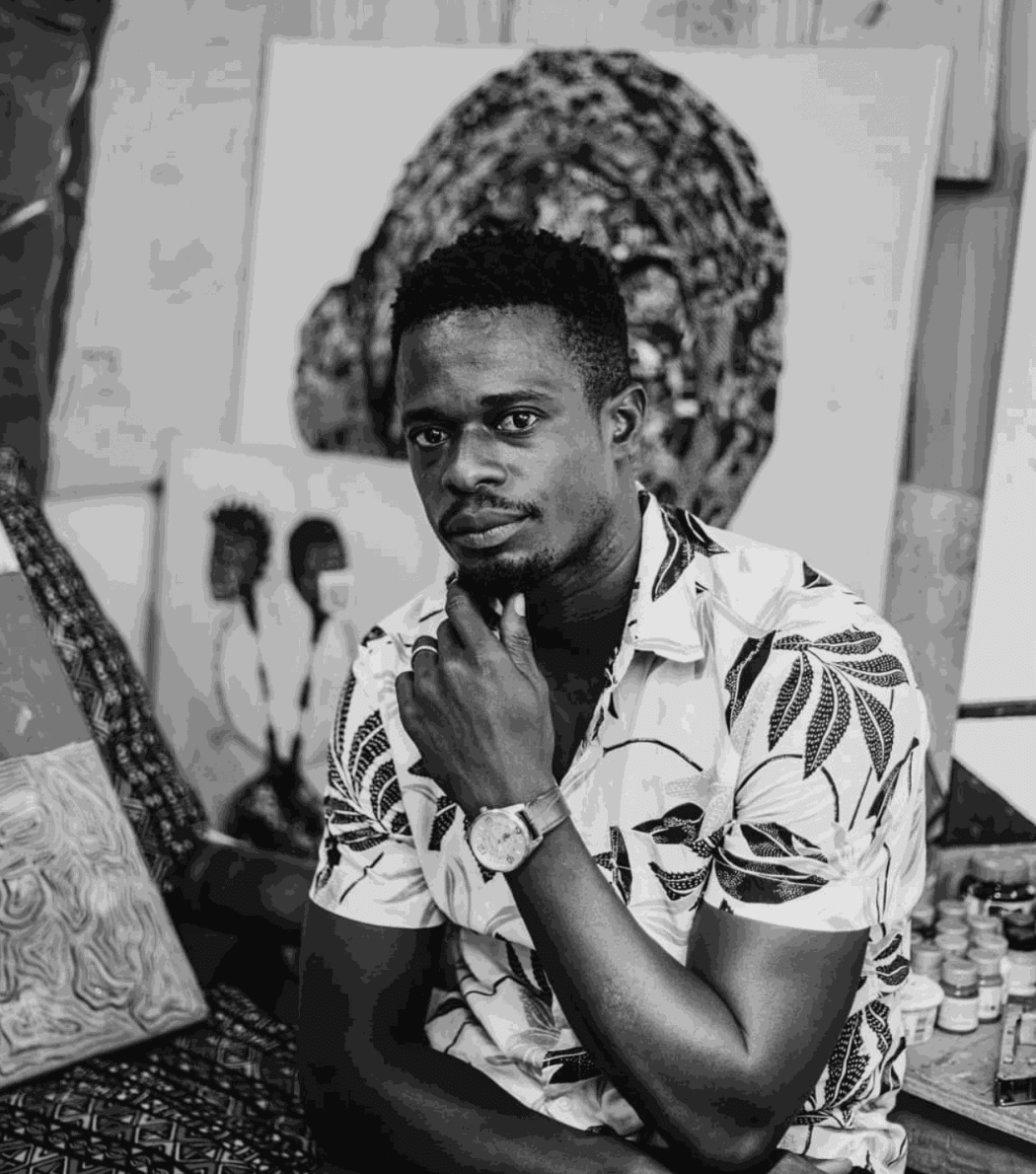 Derrick Okanta in his studio. @okantaart7 ©