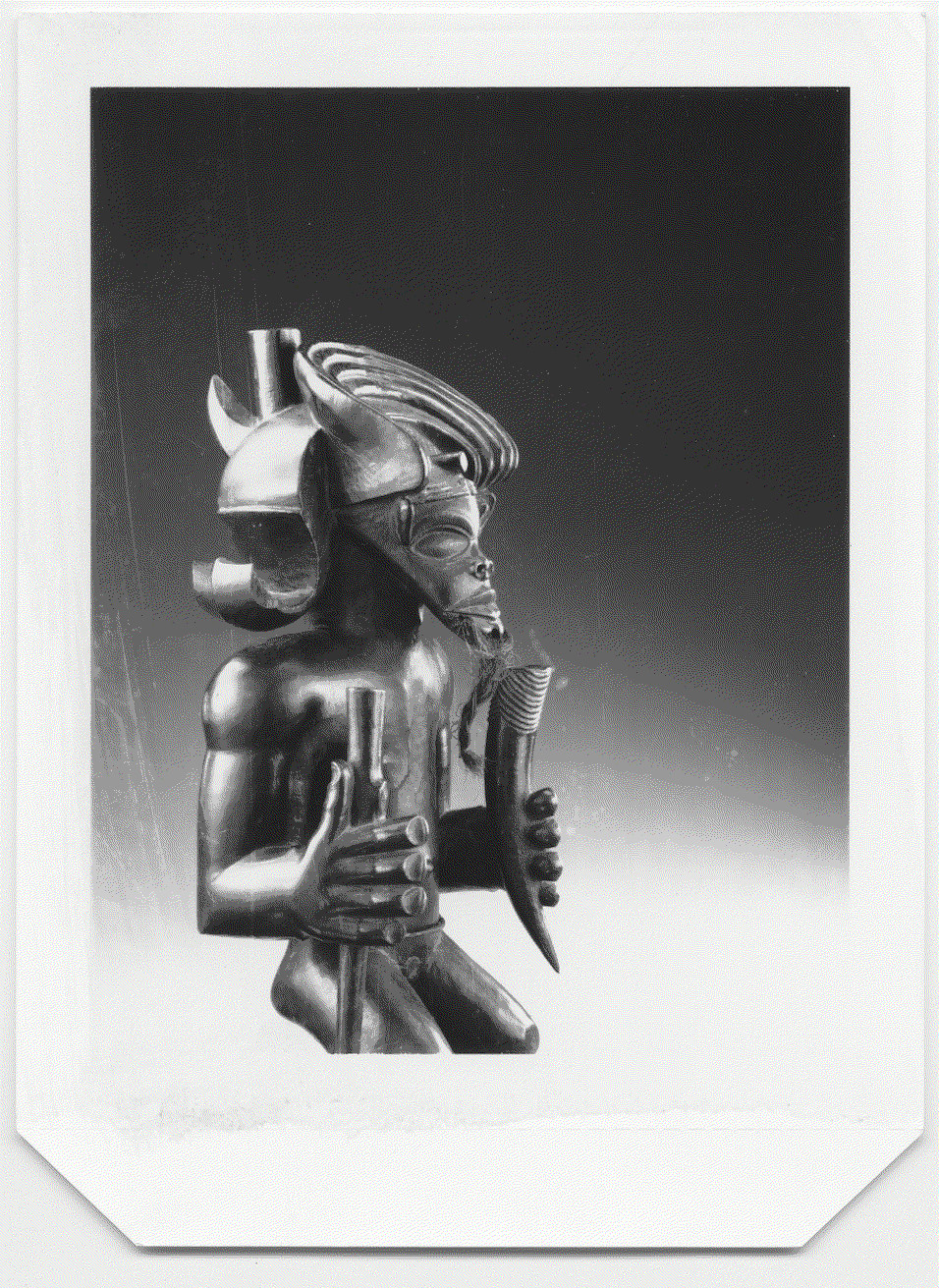 The Chokwe Tshibinda Ilunga figure from the Kimbel Art Museum. Image courtesy of Hughes Dubois, 1988.