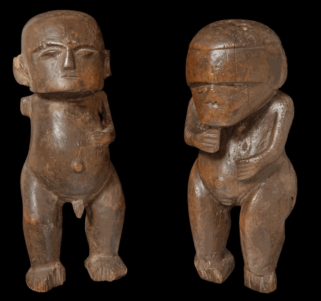 Male and female figures, ti′i, from the Society Islands (probably Tahiti). Image courtesy of the Pitt Rivers Museum (#1886.1.1423 (L) and #1886.1.1424).
