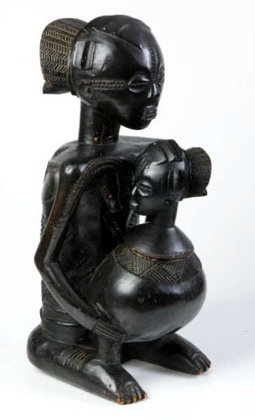 A Luba Shankadi mboko figure. Ca. 1930. Height: 59 cm.