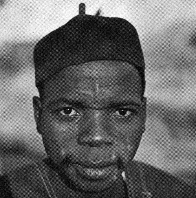Nigerian farmer, photographed by Fagg in 1960. Published in: Fagg (B.), “Nok terracottas”, Lagos, 1977: p. 27, fig. 21.