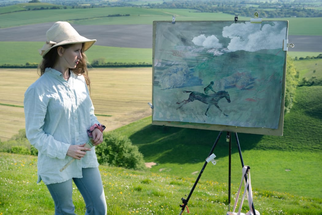 Freya Wood painting en plein air