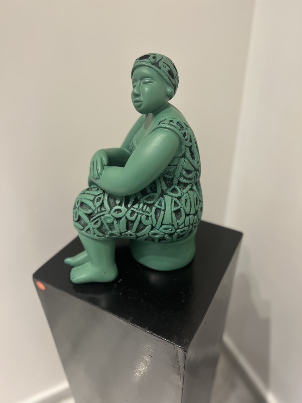 "1000 Questions" (2023) by Nathalie Djakou Kassi