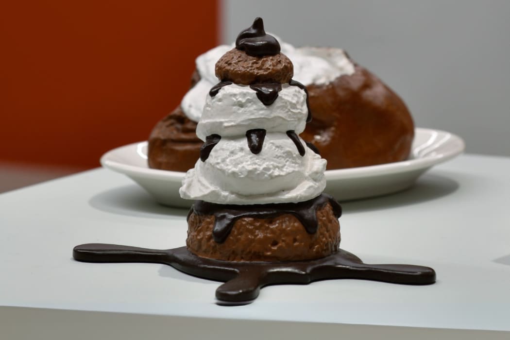 Claes Oldenburg, 'Profiterole' (1989)
