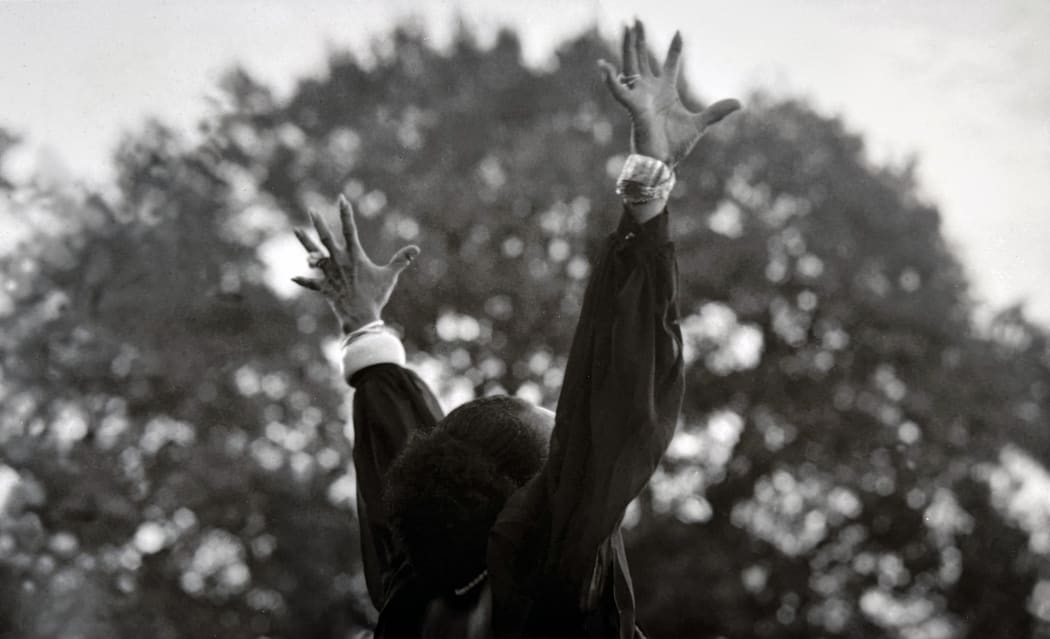 Betty Carter performing at the Atlanta Jazz Festival in 1978, photograph by Jim Alexander
