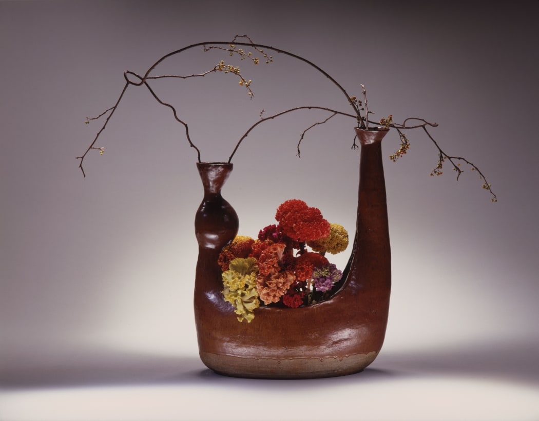 The Vase as Art Object (Obuje-Kaki オブジェ花器)