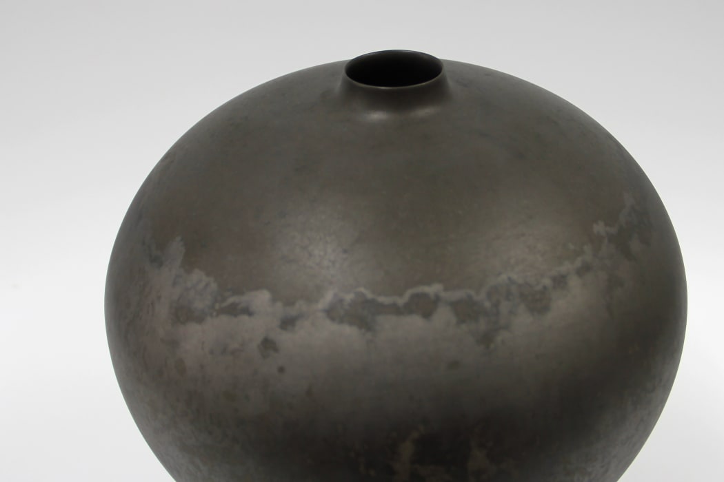 Kiyoko Morioka, 1974-present, Flower vase - 瓶子型花器, Ceramic, (C24478)