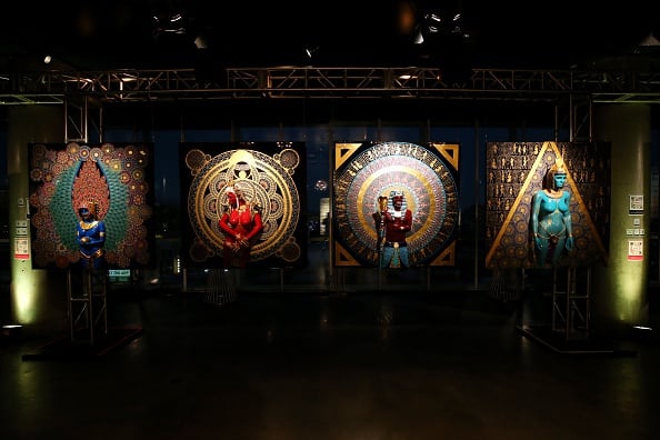 Haleh Mashian’s À GOGO II exhibit debuts with record-breaking attendance, 1000s of art fans at W Hotel Hollywood
