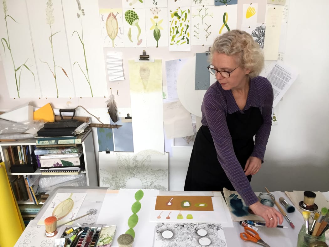 Jane Hyslop RSA, Studio Shot