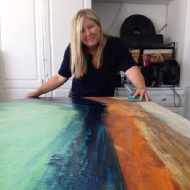 Stephanie Paige joins the Tierra Mar Roster of Artists