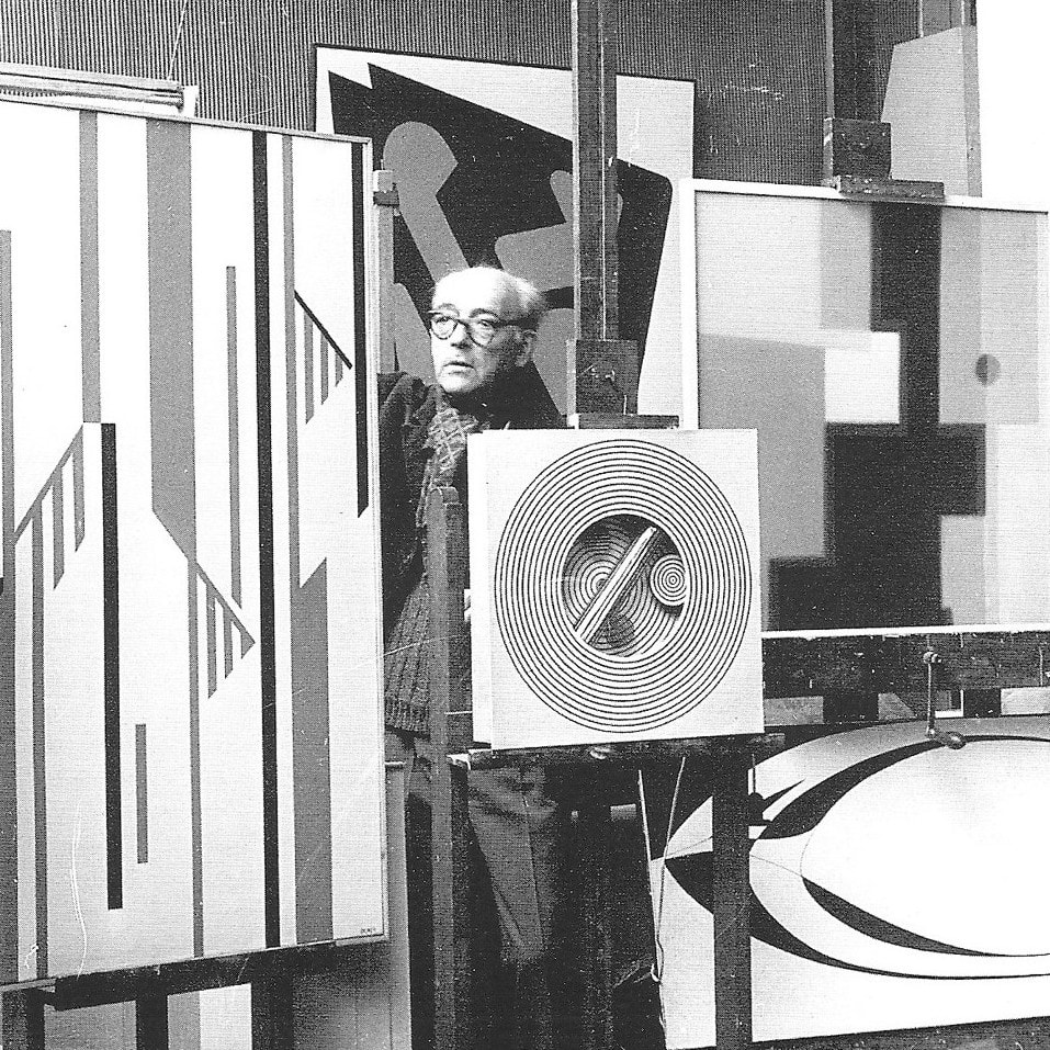Georges Folmer in his studio in La Ruche, 1964