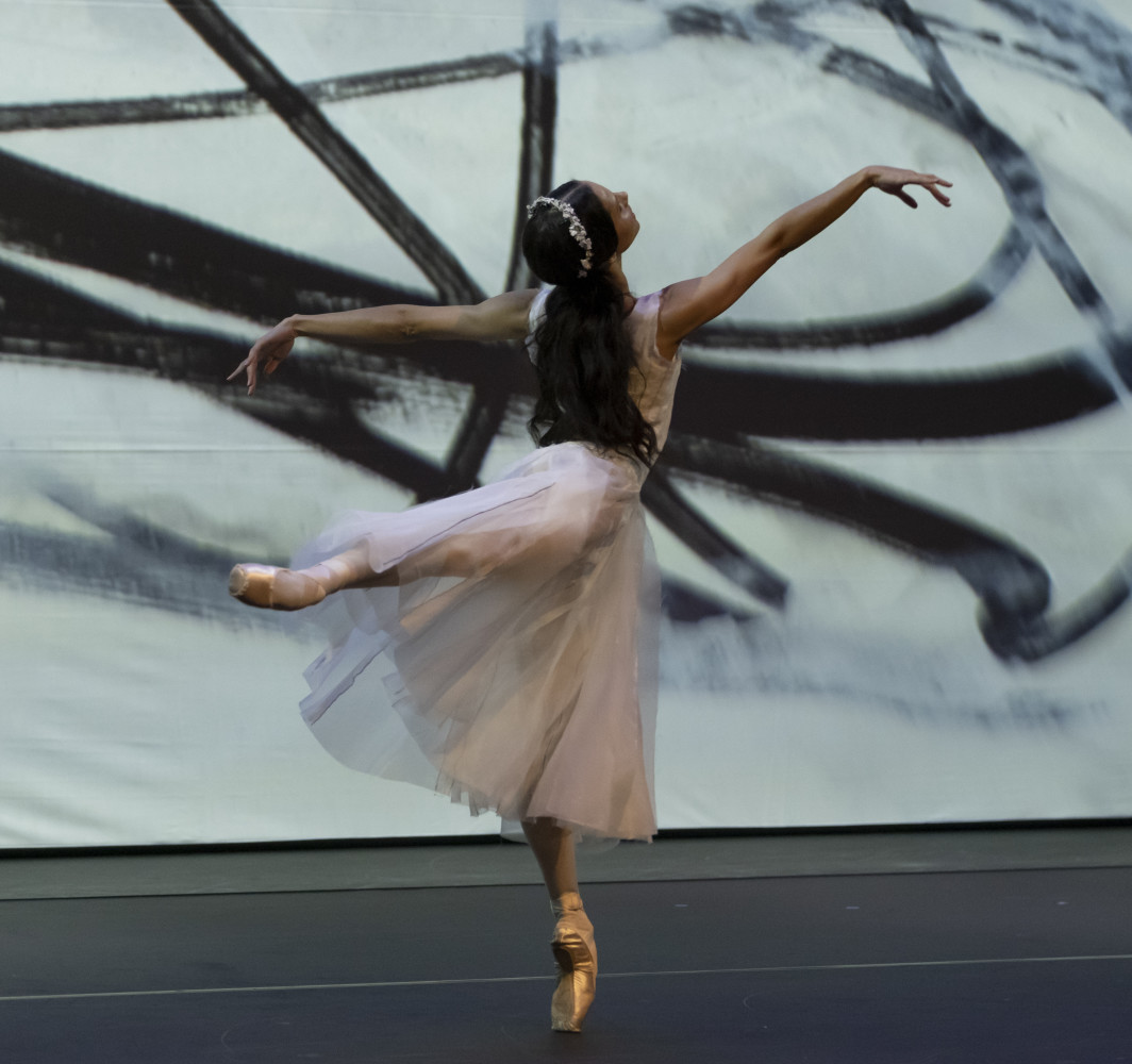 Francesca Hayward performing, with backdrop by Armstrong-Jones ©The Frederick Ashton Foundation photograph by Andrej Uspenski