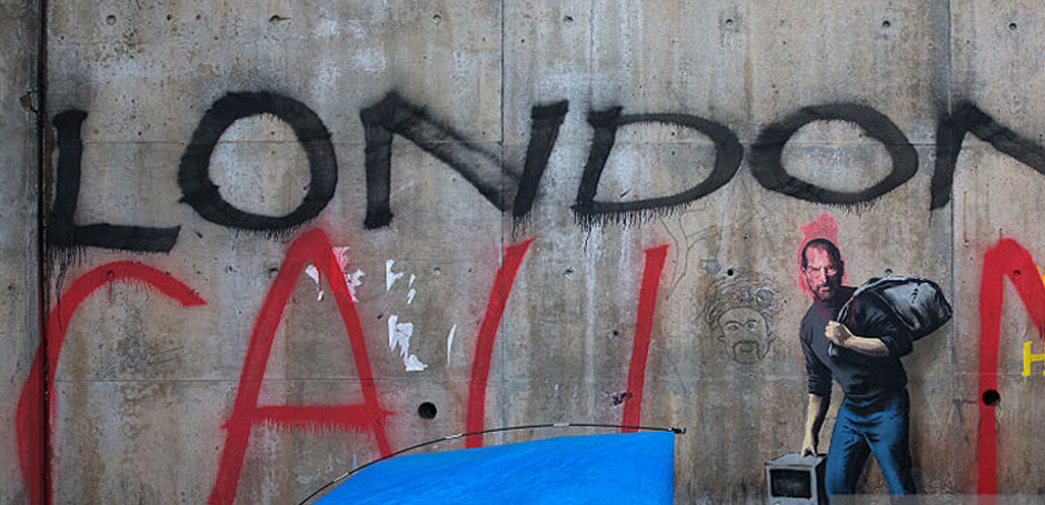 Banksy S Artwork Of Steve Jobs Defaced In Calais Refugee Camp