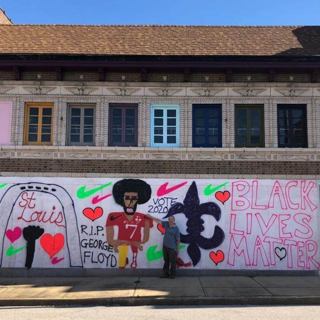 Katherine Bernhardt’s mural on a building in St. Louis that she bought to store her artwork. Photo credit: Elizabeth Bernhardt.