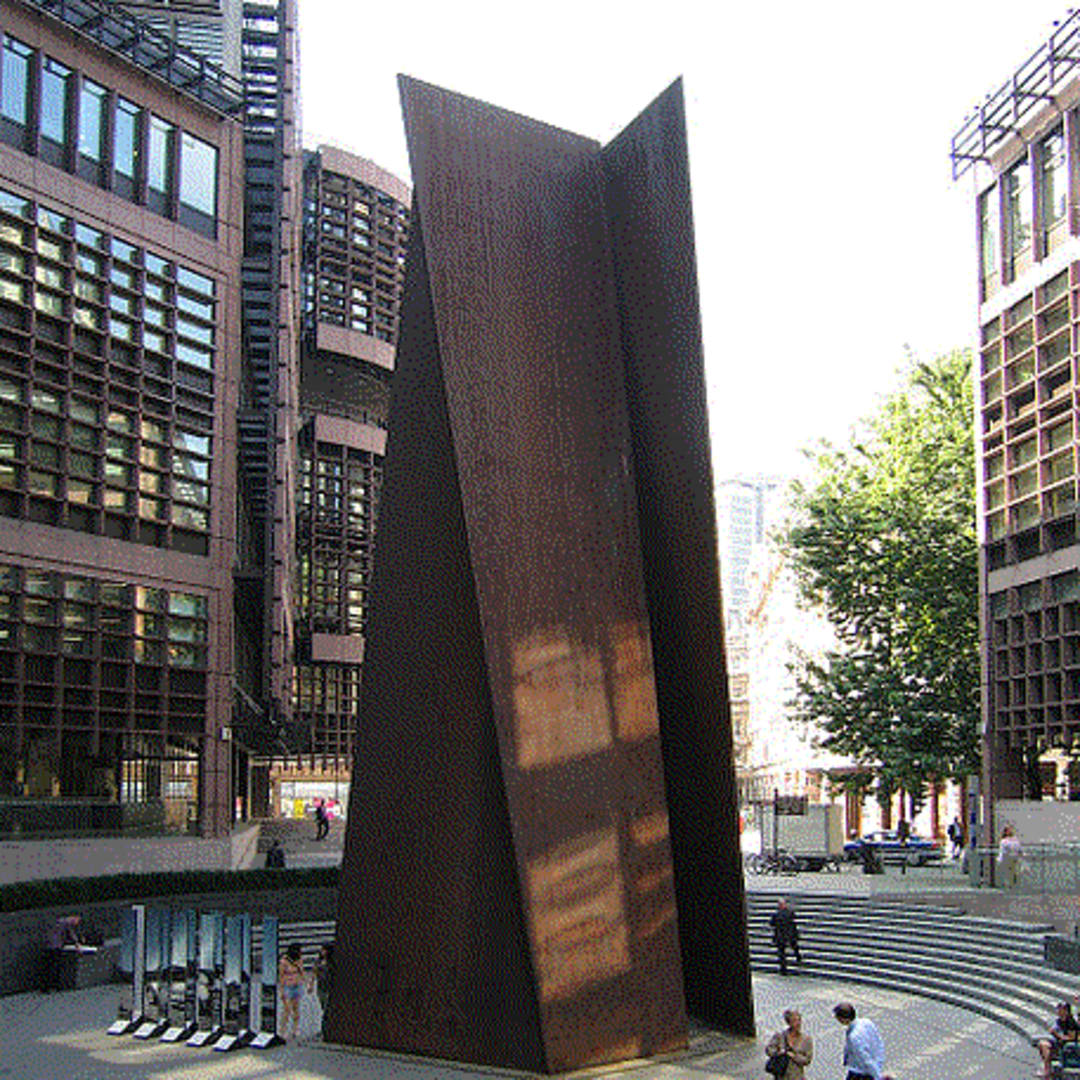 Richard Serra. Fulcrum, 1987, London.