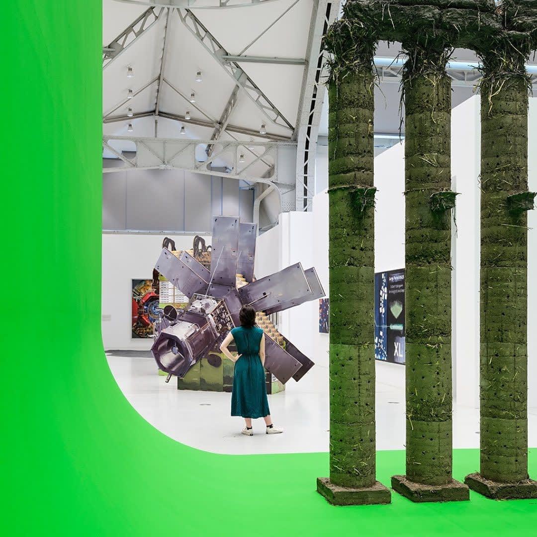 Installation view, Abbas Akhavan, SURVIVAL IN THE 21st CENTURY, 2024, Deichtorhallen Hamburg. Photographer Henning Rogge