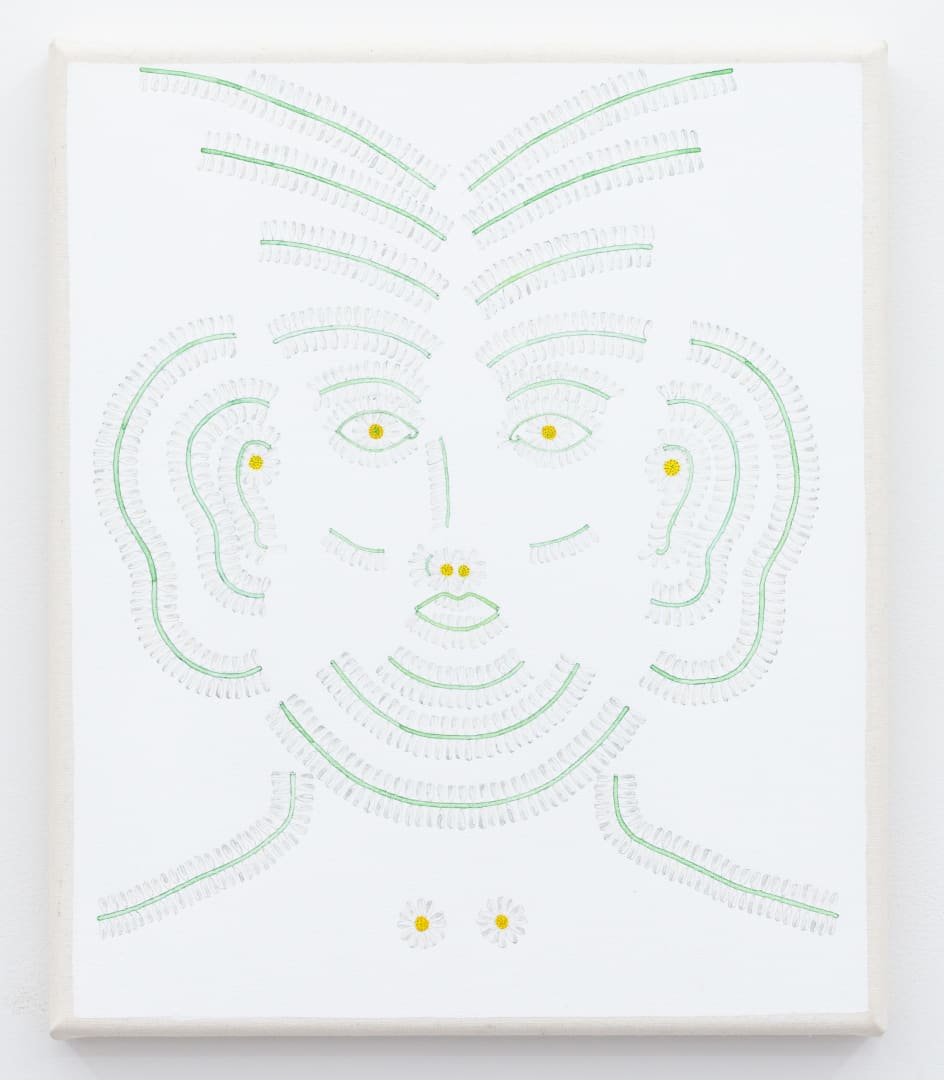 Zina Swanson Daisy Bust (white ray and yellow disc), 2020 watercolour and acrylic on canvas 30 x 25 cm
