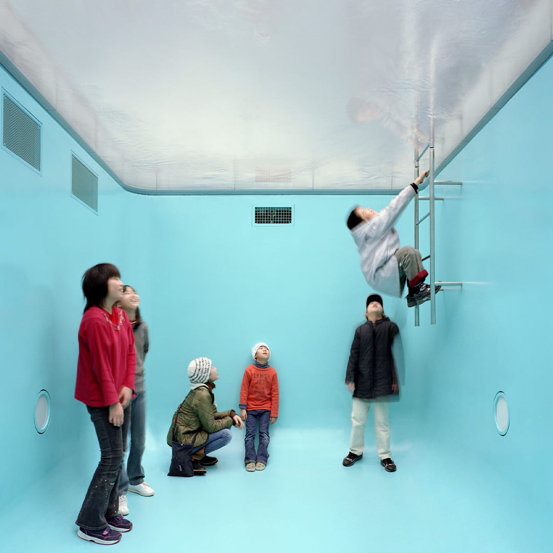 Leandro Erlich, "The Cloud - Lion", 2014