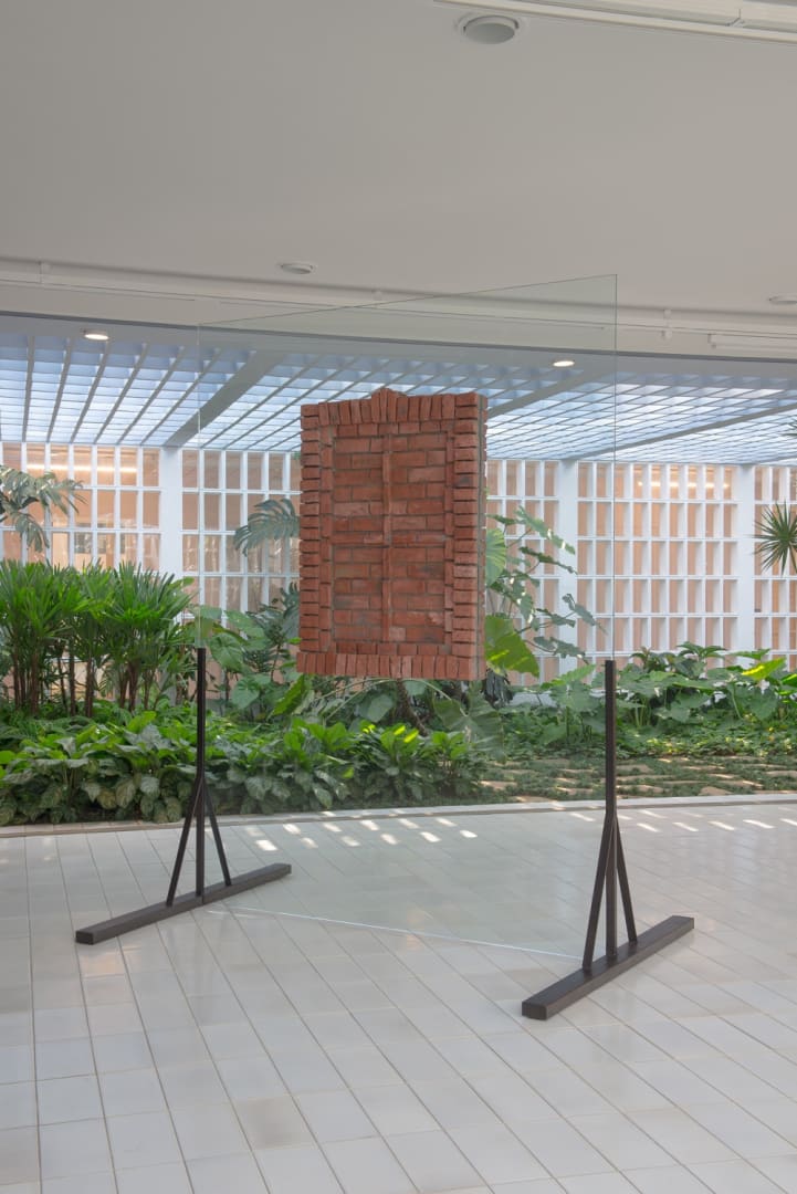 Leandro Erlich | Blind Window