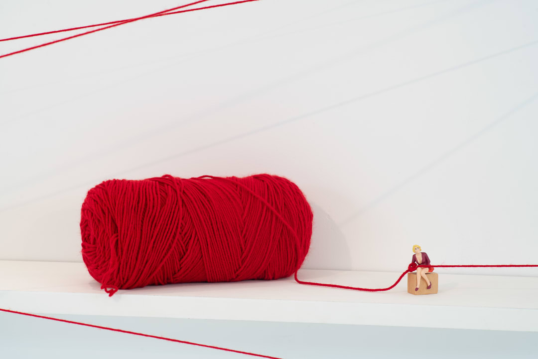 Liliana Porter | Otros Cuentos Inconclusos, Luciana Brito Galeria, São Paulo, 2025