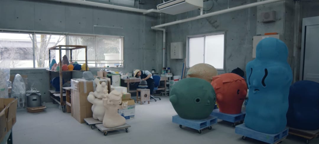 En Iwamura in his studio, Shigaraki, Japan