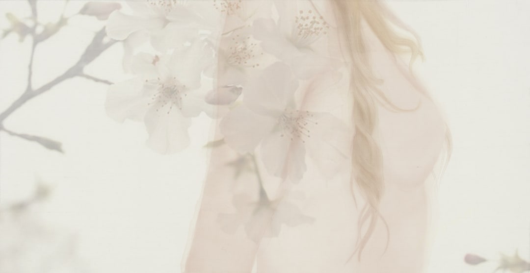 Xu Hualing 徐華翎 Between 之•間 40, 2014 Colour on silk 絹本水色 31 x 60 cm