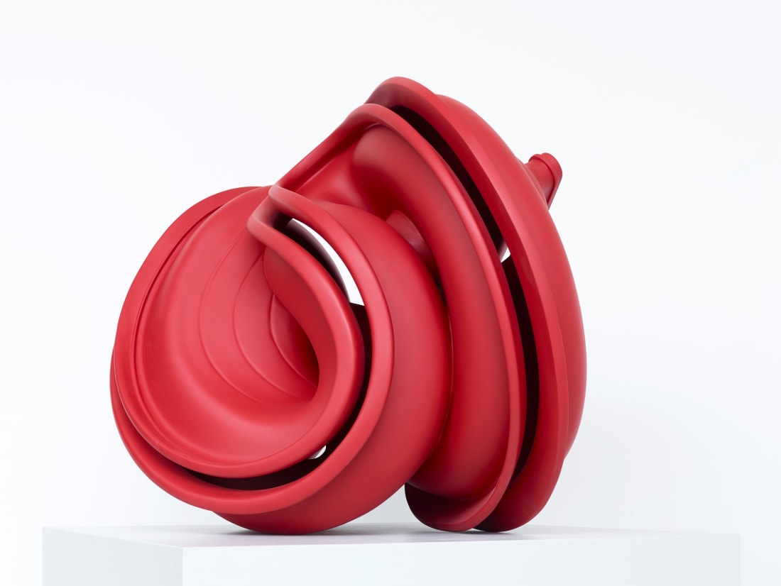 Tony Cragg, Red Square (2016); Thaddaeus Ropac