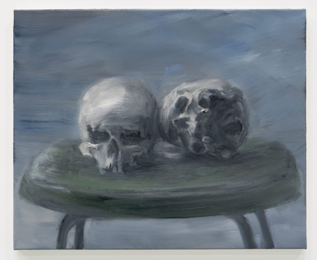 Yan Pei–Ming, Nature morte, crânes et tabouret vert, 2020